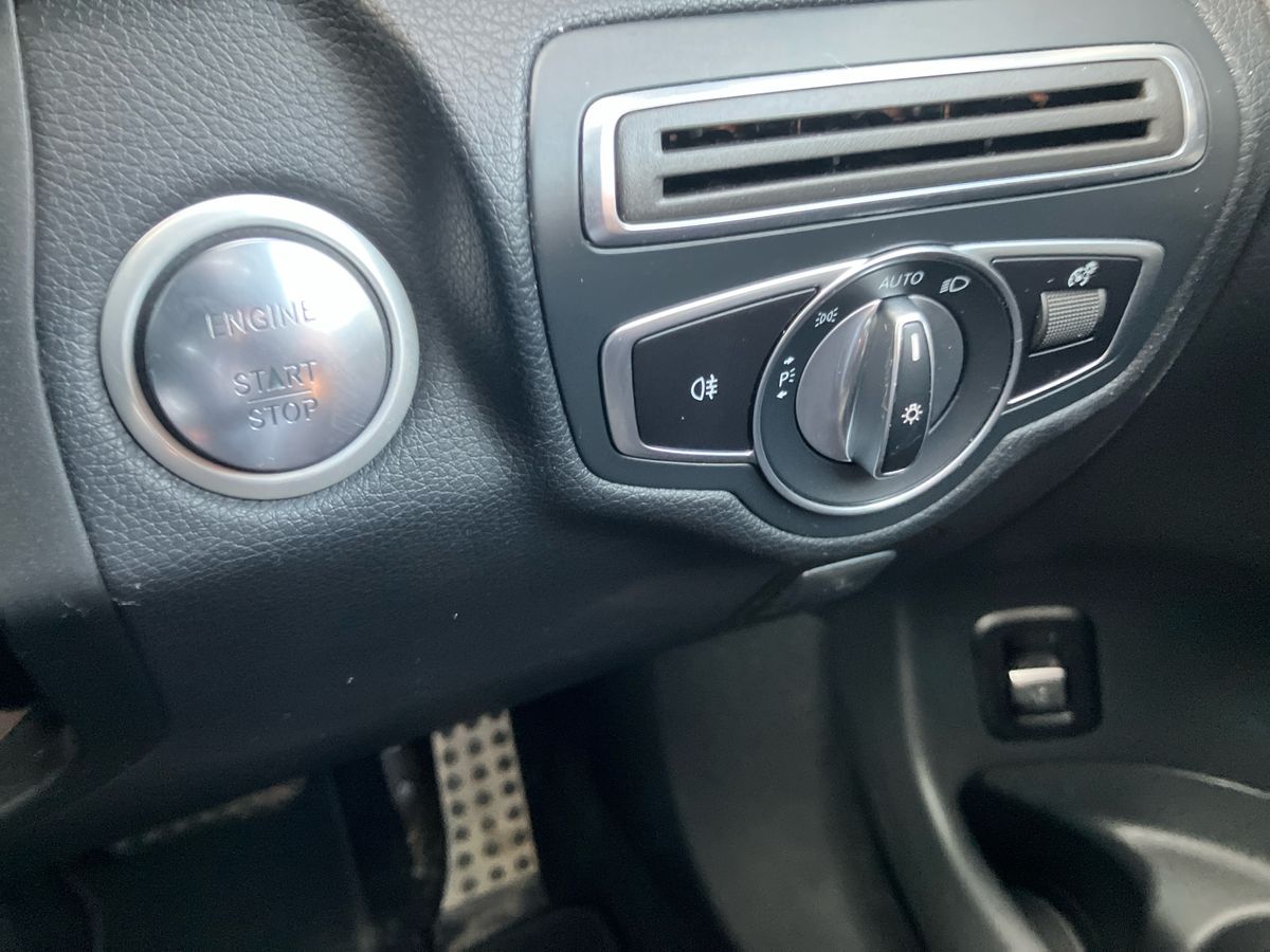 Used Mercedes-Benz GLC 2019 for sale - 77803739: Photo 33