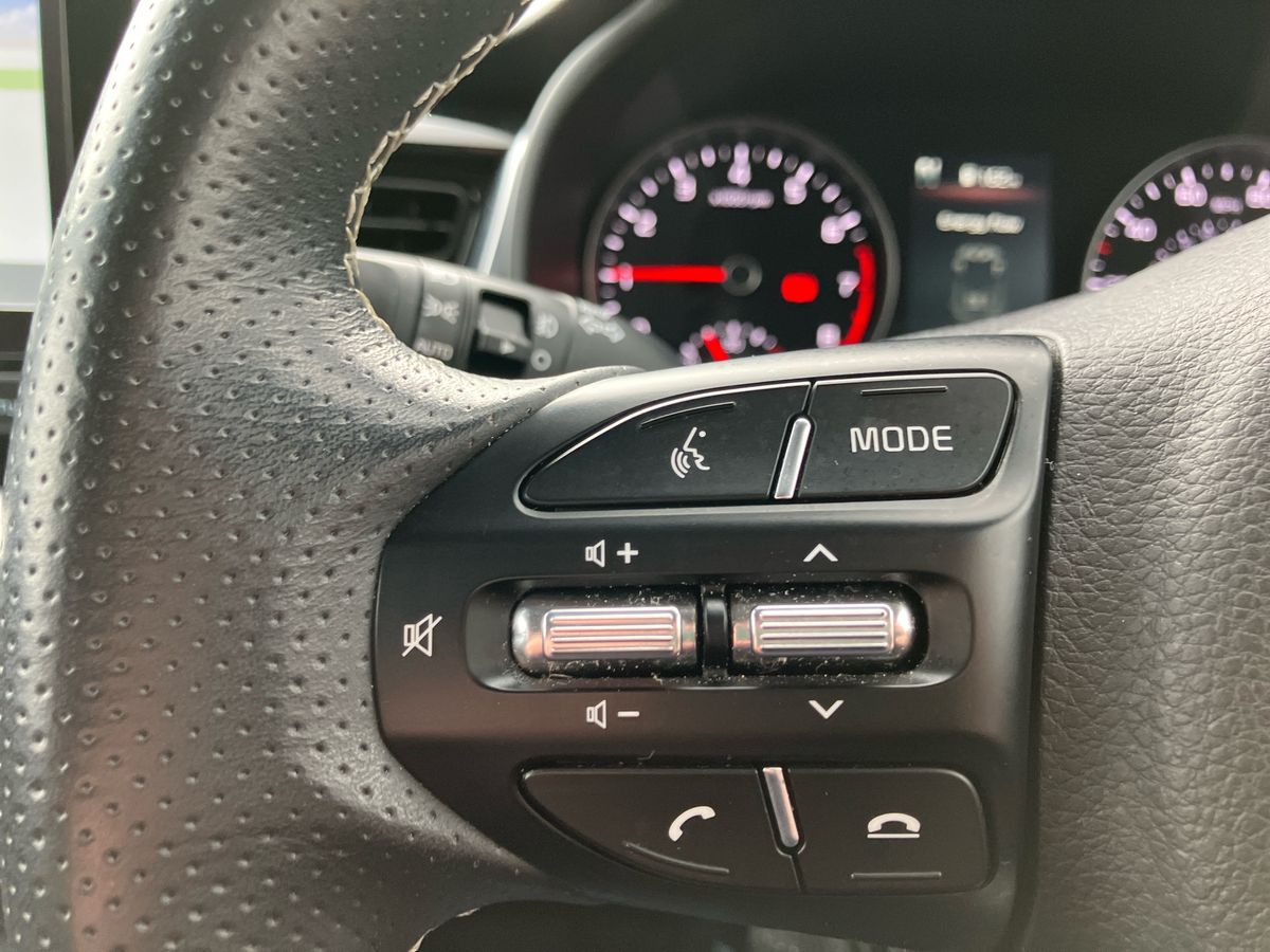 Used Kia Stonic 2022 for sale - 76366392: Photo 28