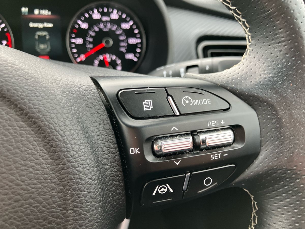 Used Kia Stonic 2022 for sale - 76366392: Photo 30