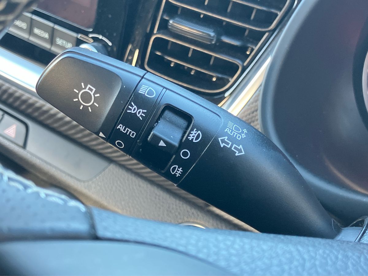 Used Kia Stonic 2022 for sale - 76366392: Photo 36