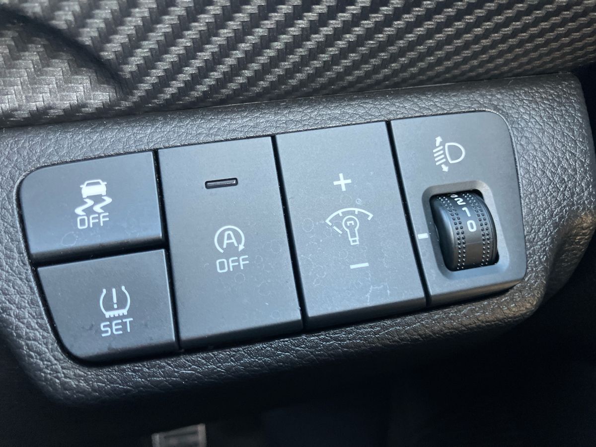 Used Kia Stonic 2022 for sale - 76366392: Photo 37