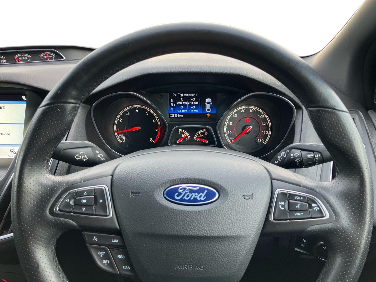Used Ford Focus 2017 for sale - 76696488: Photo 19