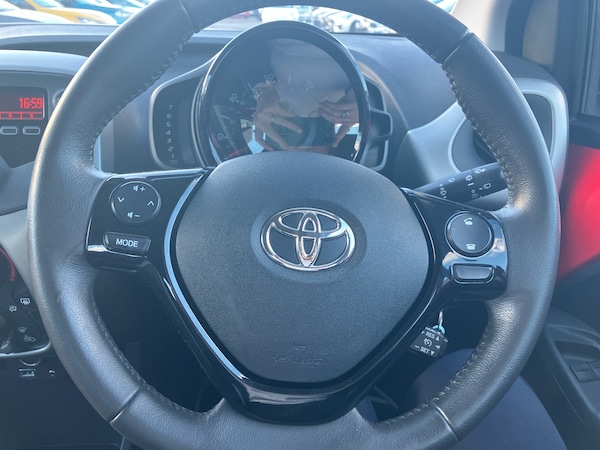 Used Toyota AYGO 2014 for sale - 76007983: Photo 18