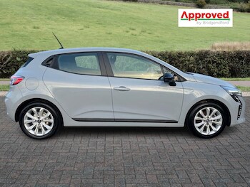 Used Renault Clio 2024 for sale - 77232264: Photo