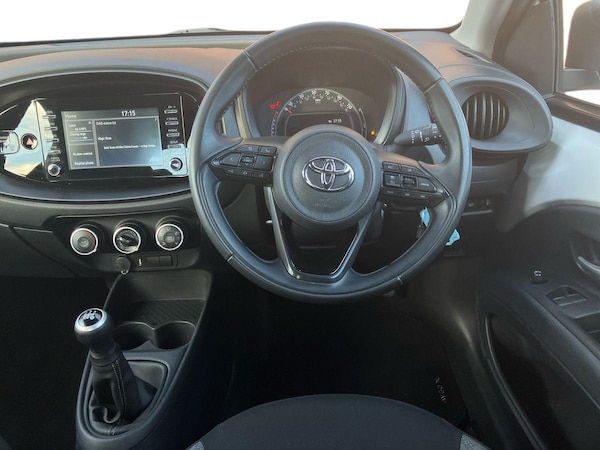 Used Toyota Aygo X 2022 for sale - 76289782: Photo 17