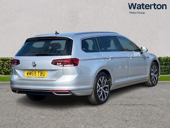 Used Volkswagen Passat 2020 for sale - 79602616: Photo