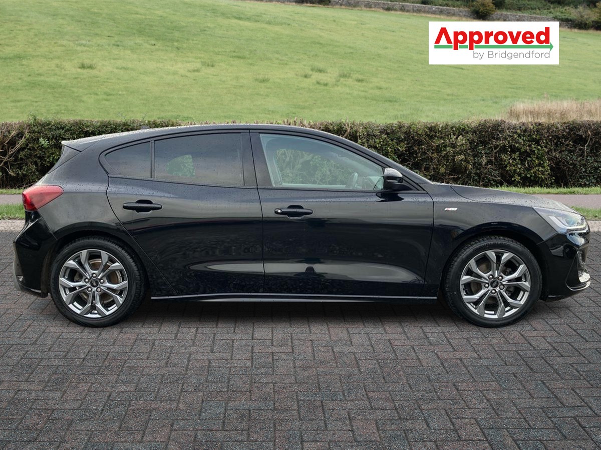 Used Ford Focus 2023 for sale - 77300502: Photo 2