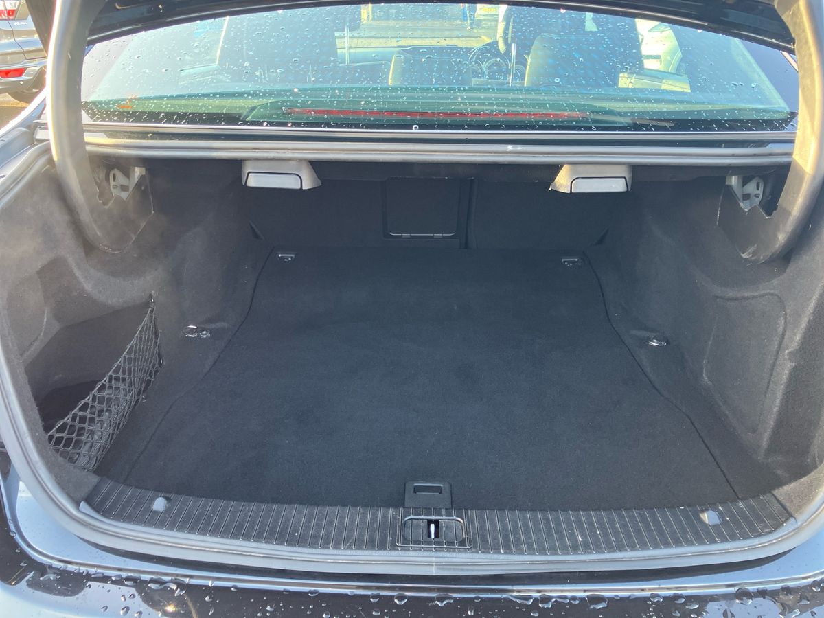 Used Mercedes-Benz E Class 2016 for sale - 76660863: Photo 25