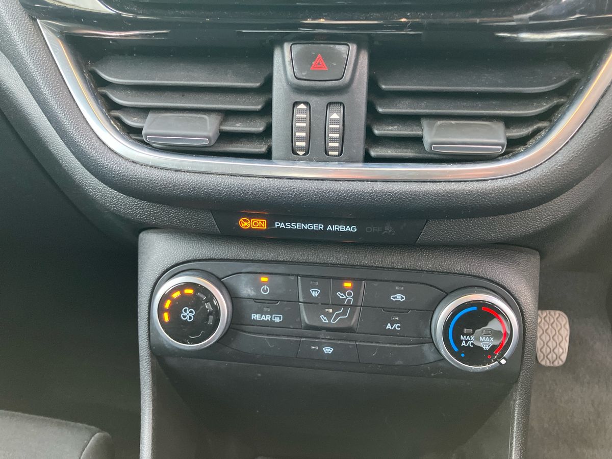 Used Ford Fiesta 2018 for sale - 77105909: Photo 28