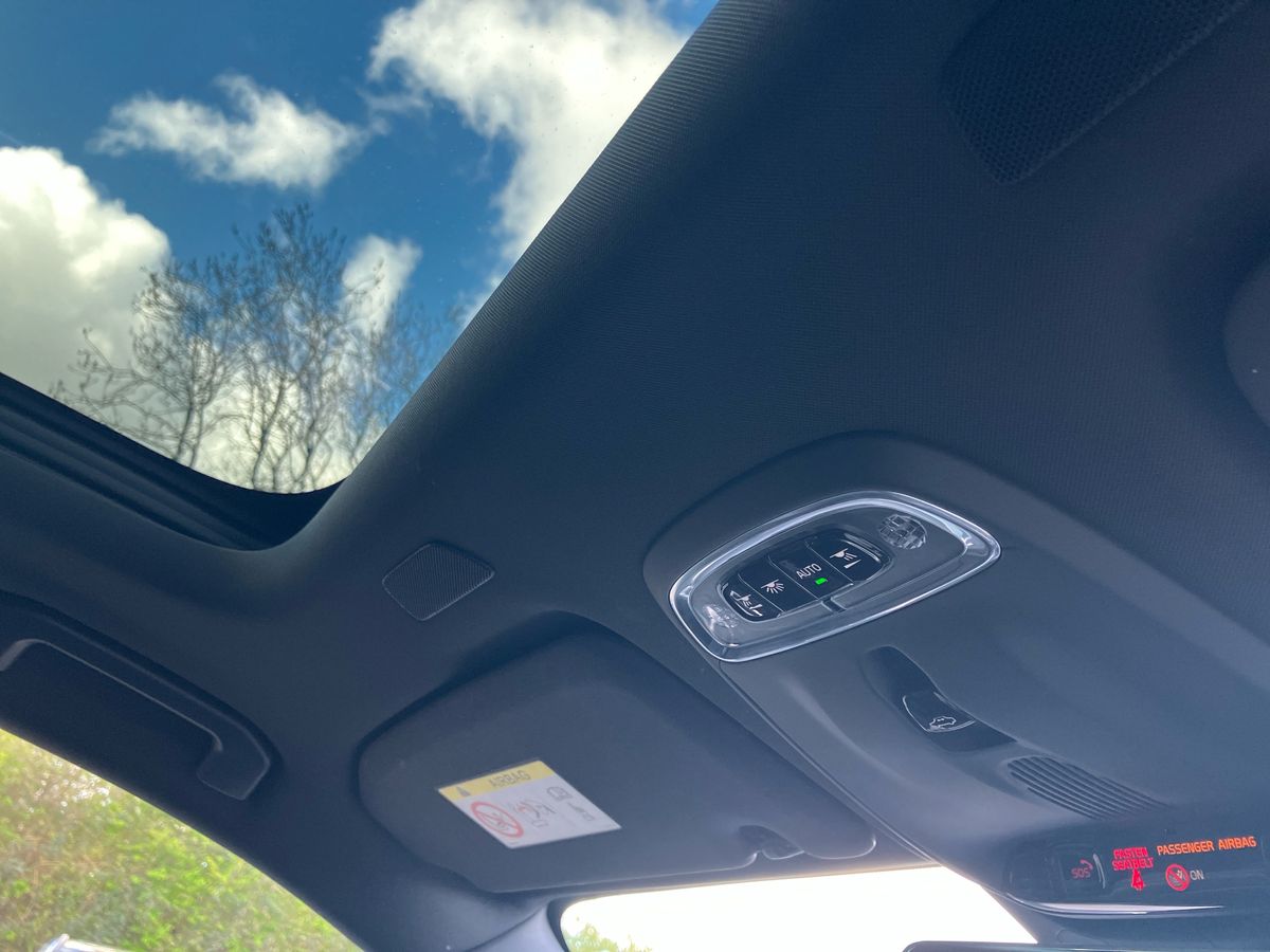 Used Volvo XC60 2018 for sale - 78055234: Photo 28