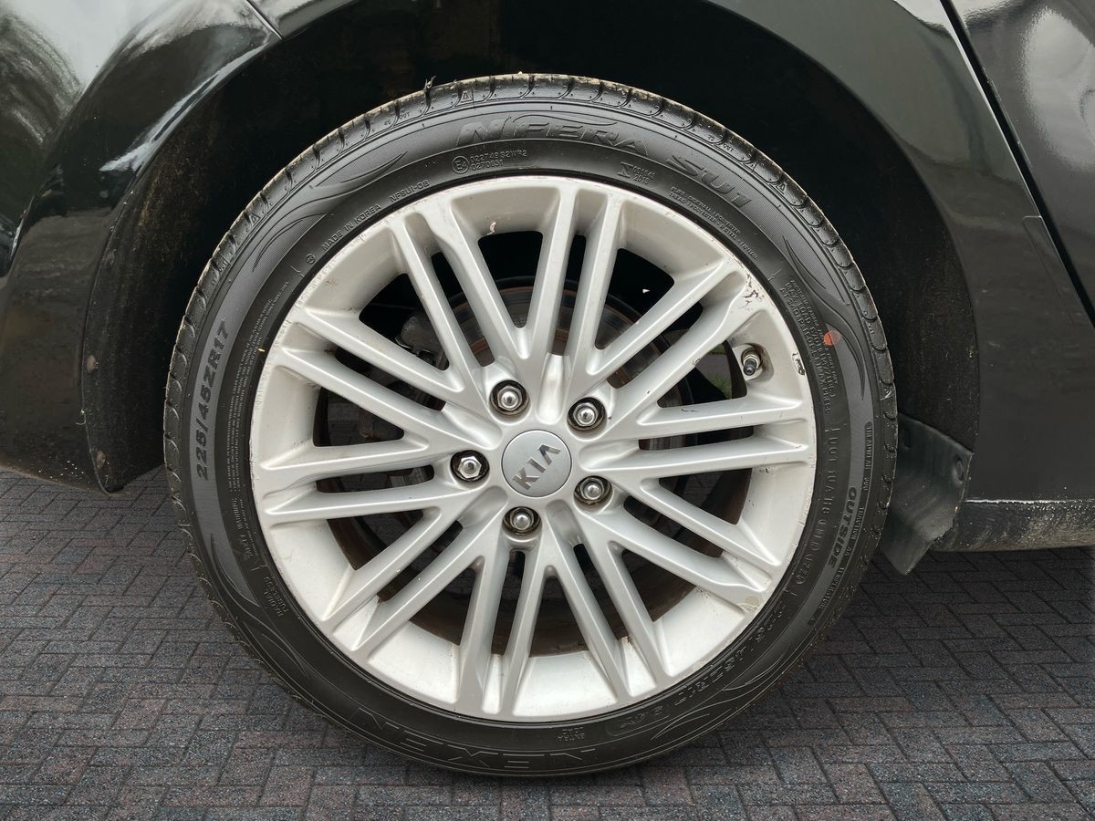 Used Kia Carens 2017 for sale - 77627584: Photo 13