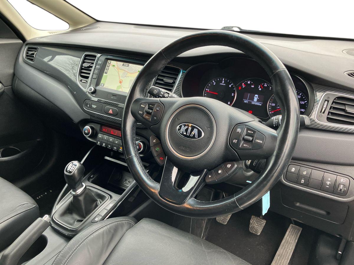 Used Kia Carens 2017 for sale - 77627584: Photo 14