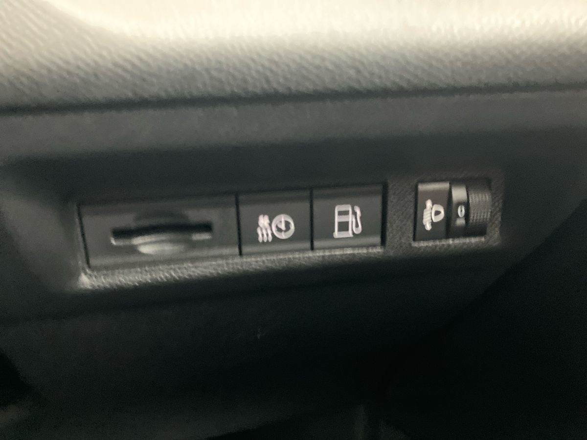 Used Peugeot 308 2022 for sale - 77281101: Photo 34