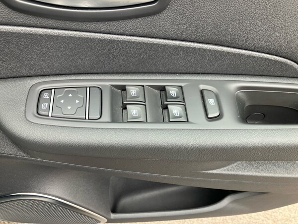 Used Renault Captur 2019 for sale - 75469637: Photo 23