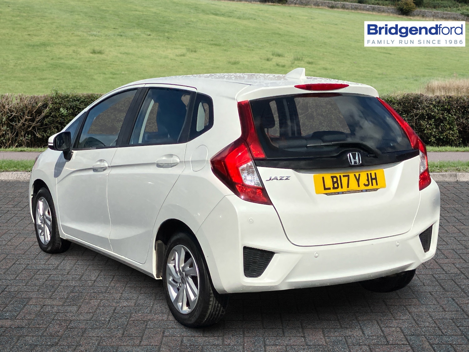 Used Honda Jazz 2017 for sale - 75921992: Photo 3