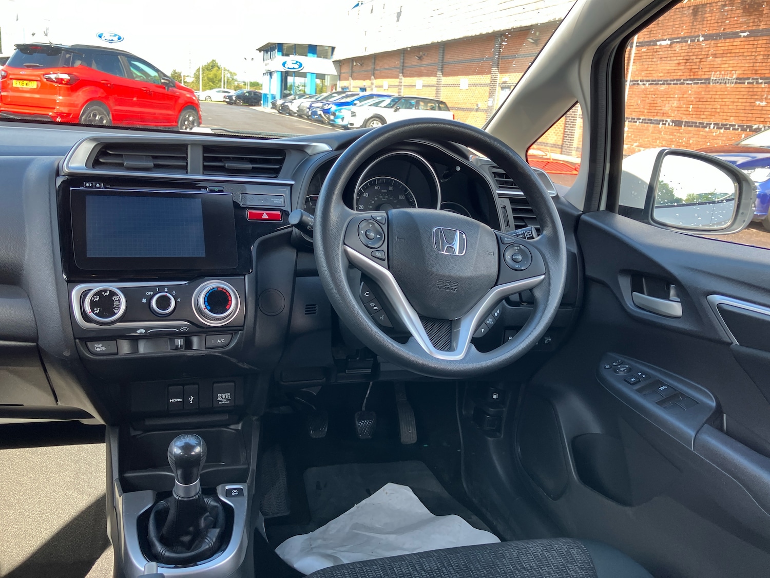 Used Honda Jazz 2017 for sale - 75921992: Photo 8