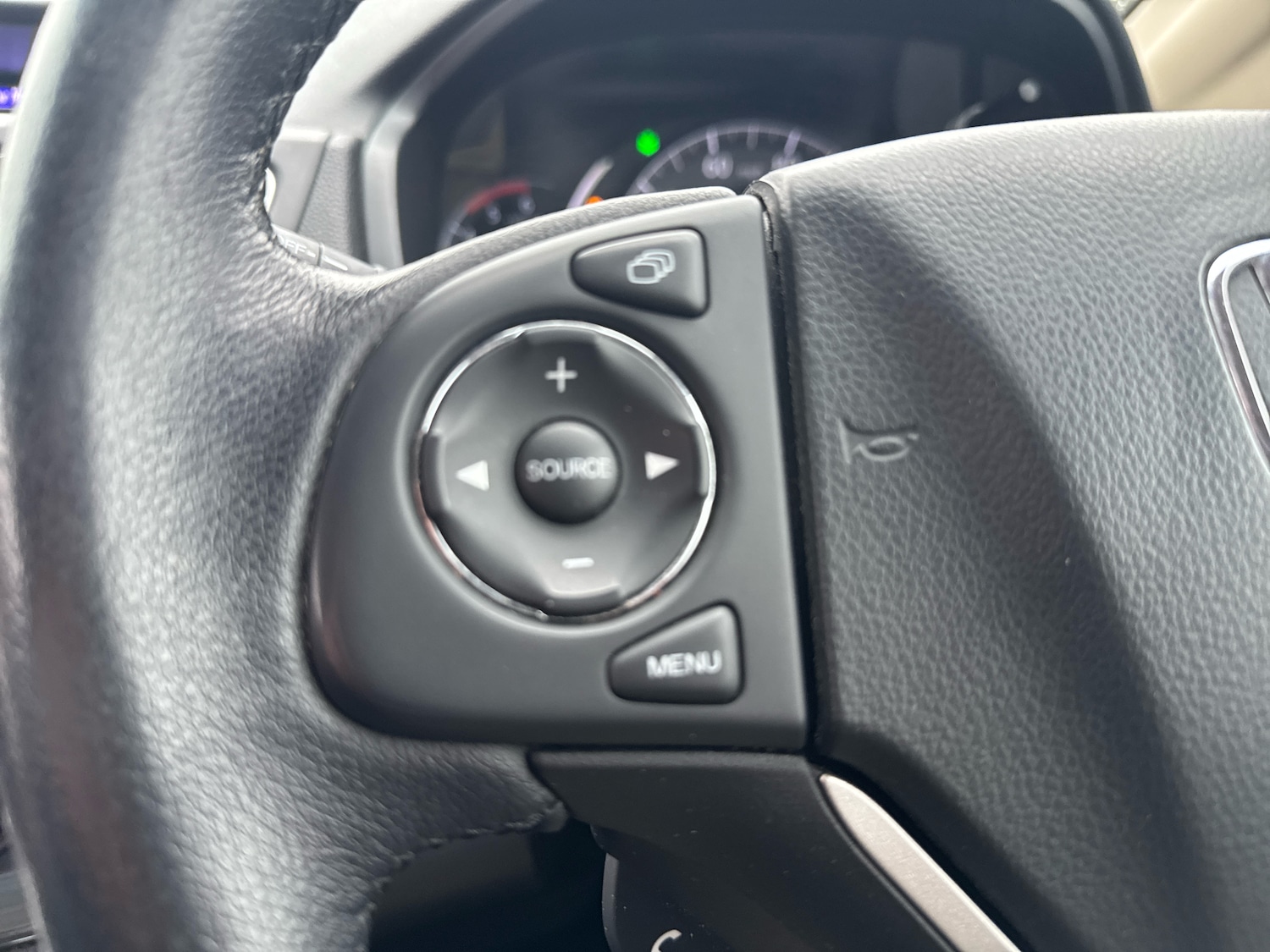 Used Honda CR-V 2017 for sale - 76338884: Photo 15