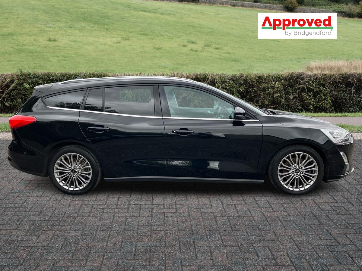 Used Ford Focus 2019 for sale - 76438117: Photo 2