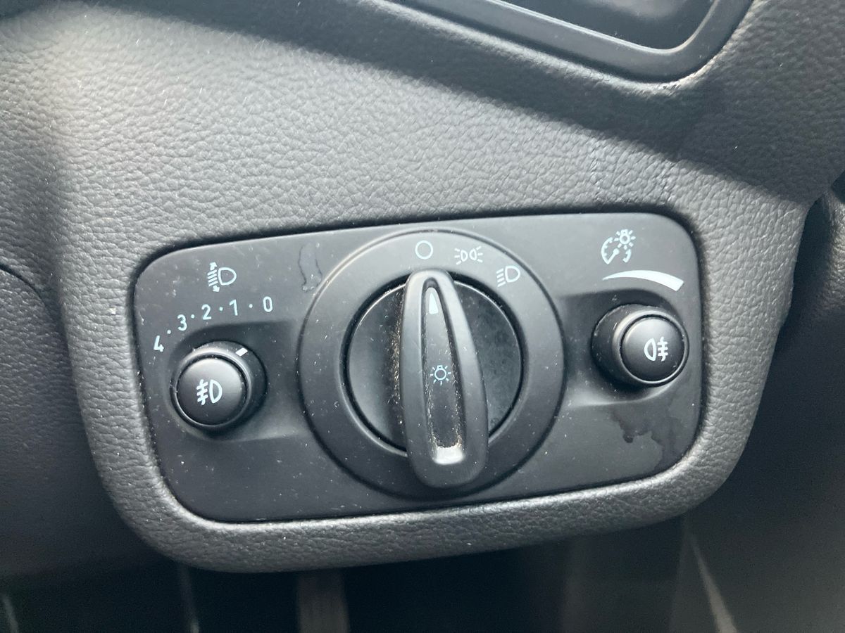 Used Ford Kuga 2018 for sale - 77133917: Photo 35