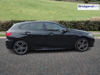 Used BMW 1 Series 2022 for sale - 75522030: Photo