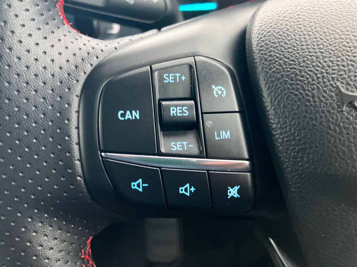 Used Ford Focus 2024 for sale - 76507587: Photo 32