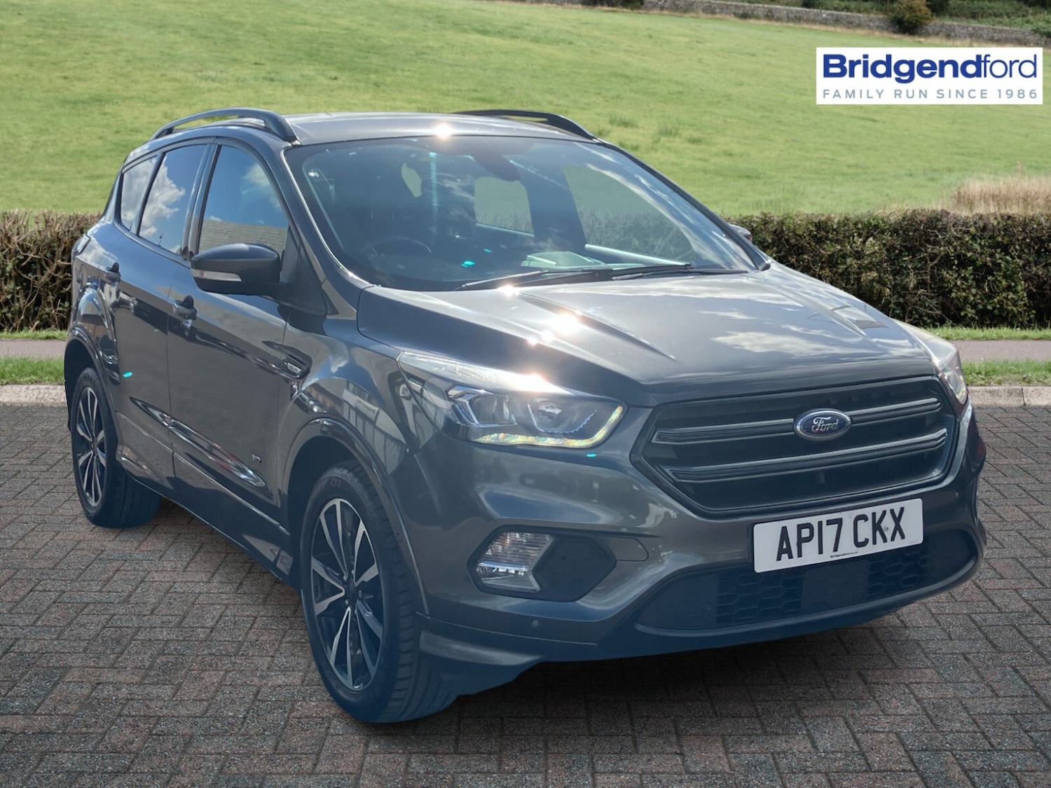Used Ford Kuga 2017 for sale - 76116903: Photo 1