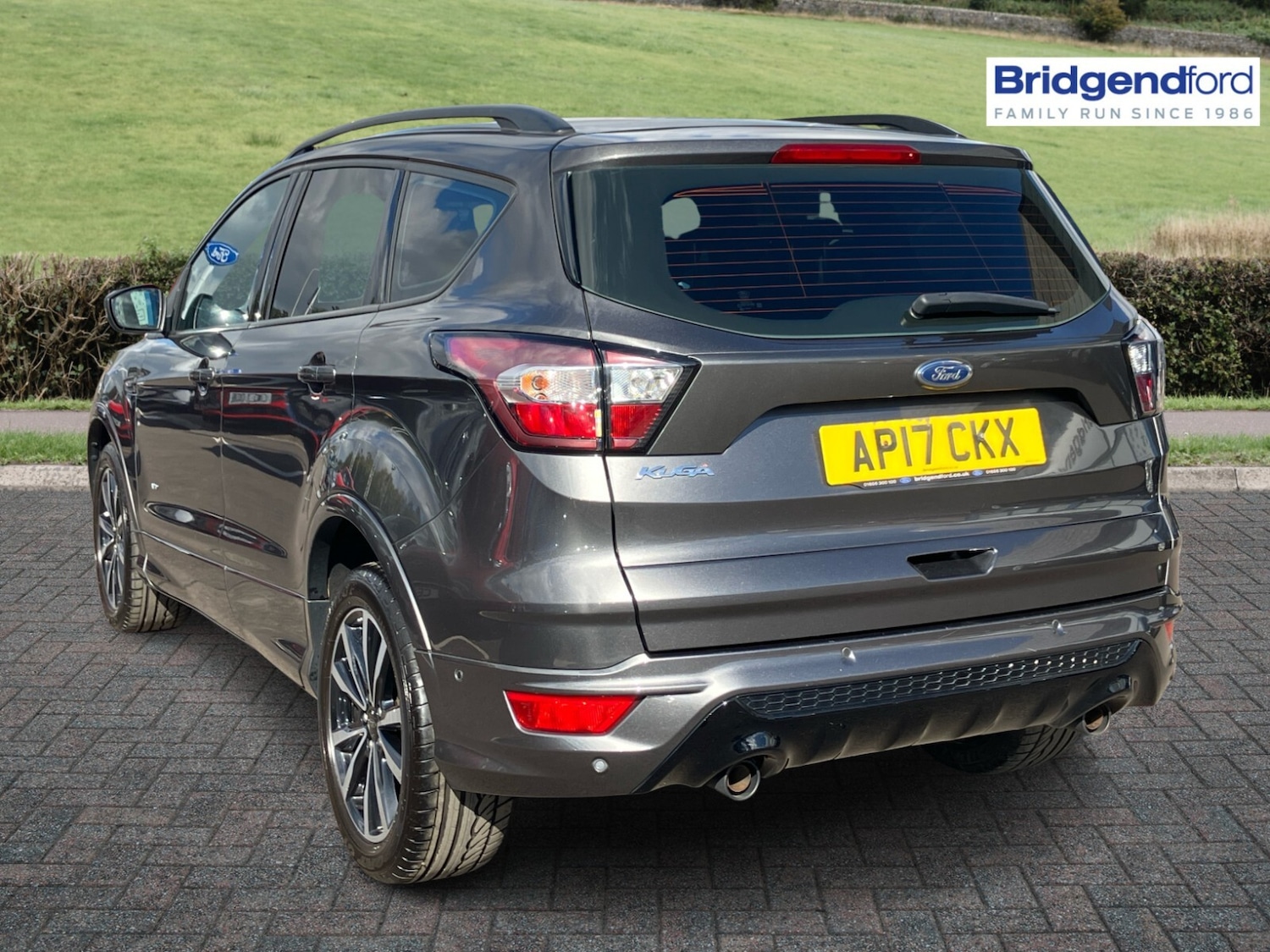 Used Ford Kuga 2017 for sale - 76116903: Photo 2