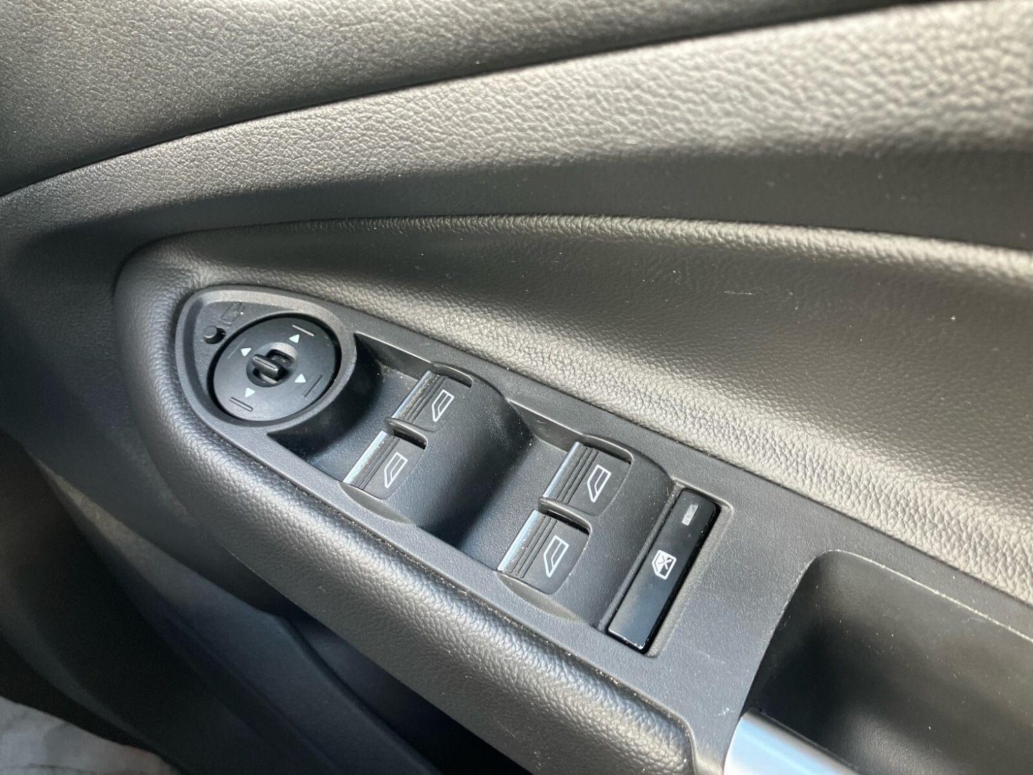 Used Ford Kuga 2017 for sale - 76116903: Photo 20