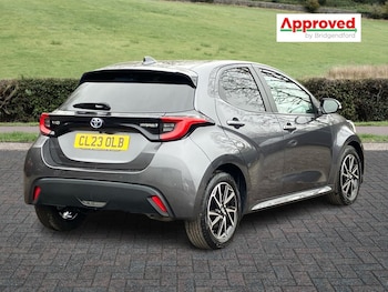 Used Toyota Yaris 2023 for sale - 77702789: Photo