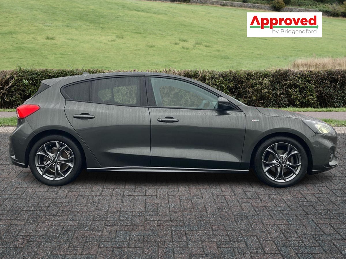 Used Ford Focus 2021 for sale - 77281051: Photo 2