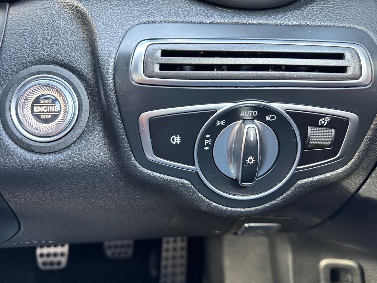 Used Mercedes-Benz C Class 2020 for sale - 76921885: Photo 29