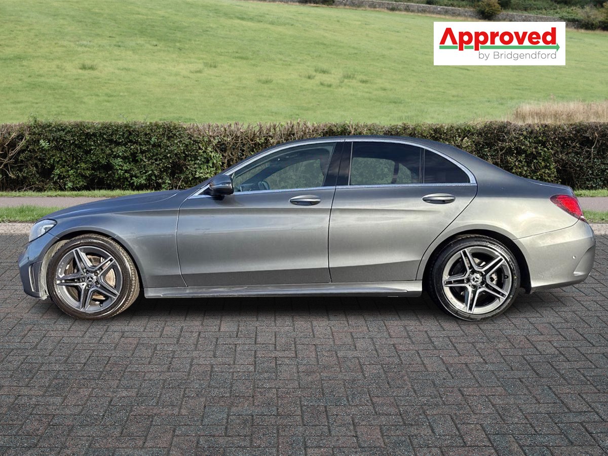 Used Mercedes-Benz C Class 2020 for sale - 76921885: Photo 8