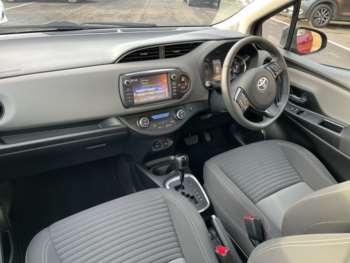 Used Toyota Yaris 2018 for sale - 73653735: Photo
