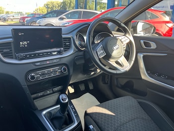 Used Kia Ceed 2021 for sale - 75469546: Photo