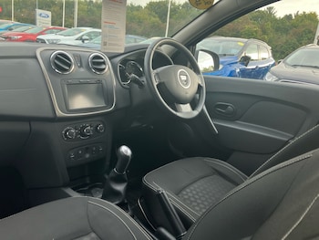 Used Dacia Sandero 2013 for sale - 76033699: Photo 2