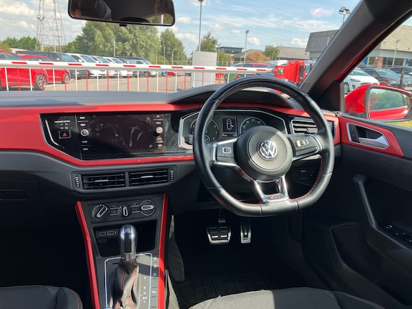 Used Volkswagen Polo 2018 for sale - 75664968: Photo 8