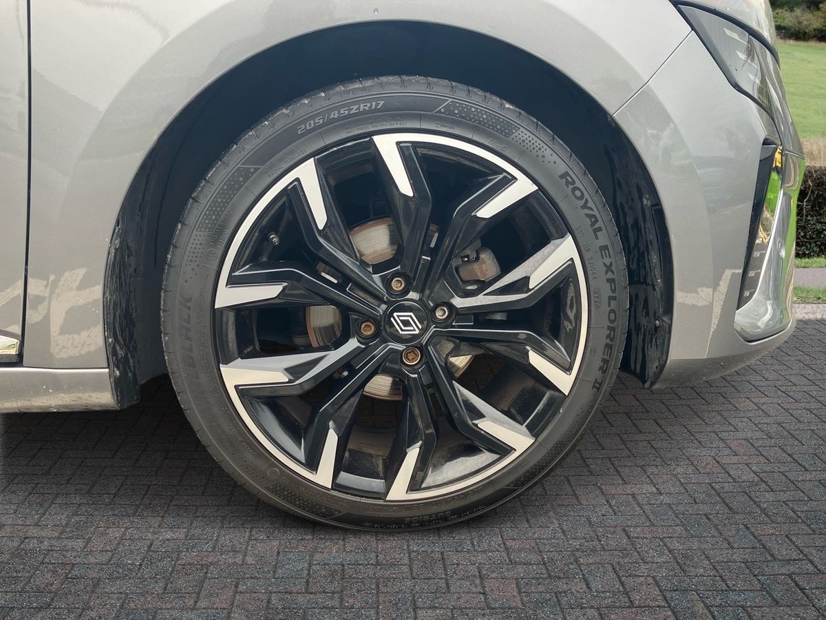 Used Renault Clio 2024 for sale - 76434656: Photo 13