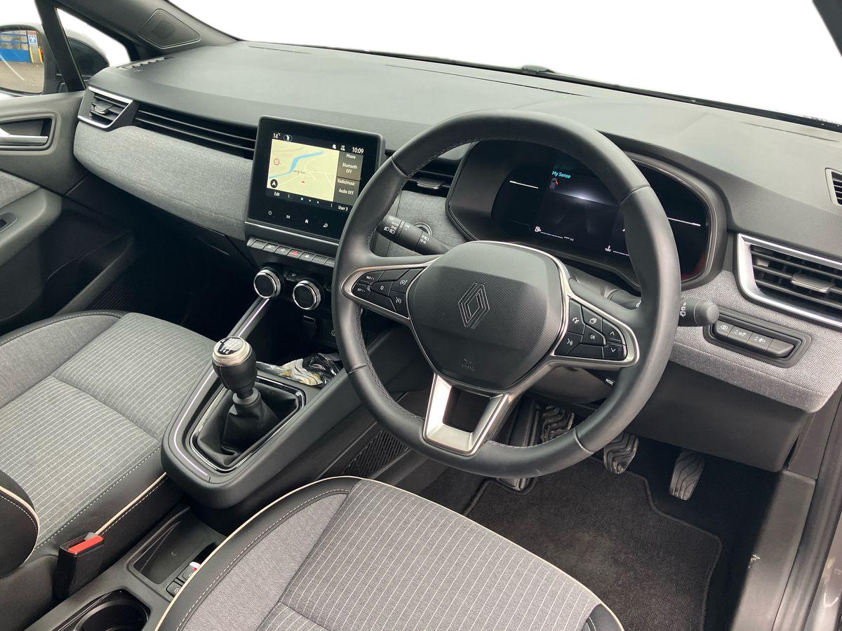 Used Renault Clio 2024 for sale - 76434656: Photo 14