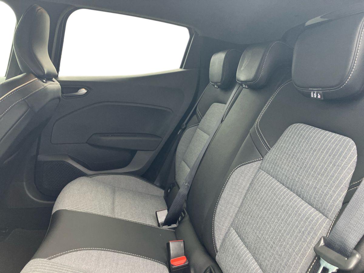 Used Renault Clio 2024 for sale - 76434656: Photo 24