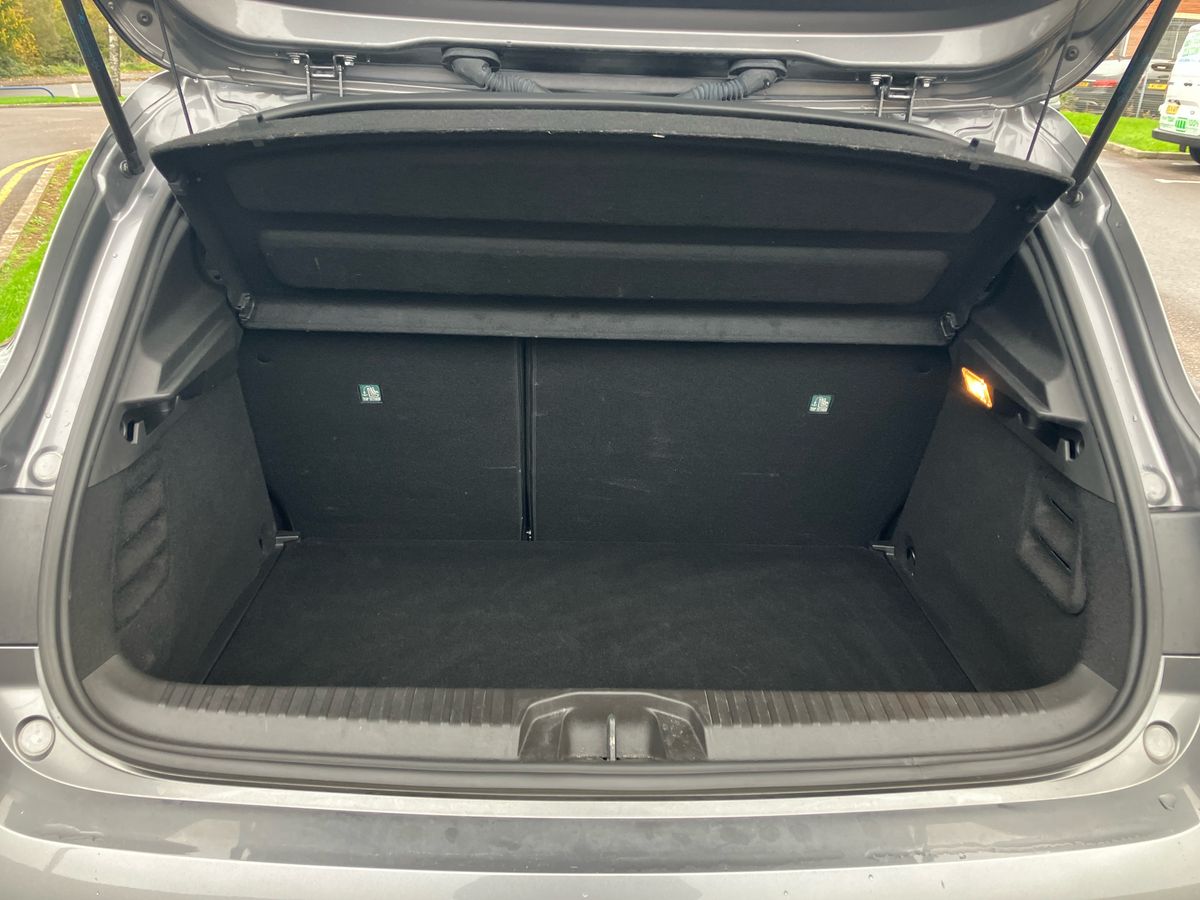 Used Renault Clio 2024 for sale - 76434656: Photo 25