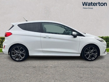 Used Ford Fiesta 2019 for sale - 79241204: Photo