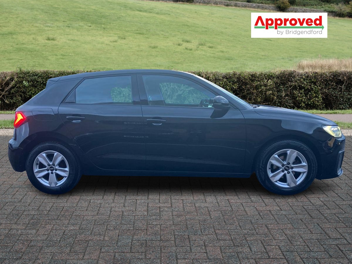Used Audi A1 2022 for sale - 77256338: Photo 2