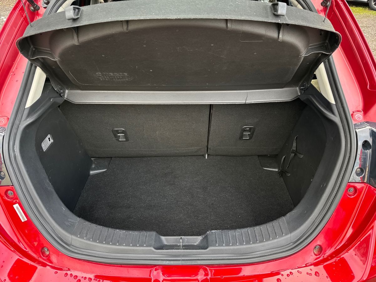 Used Mazda Mazda2 2015 for sale - 76704322: Photo 25