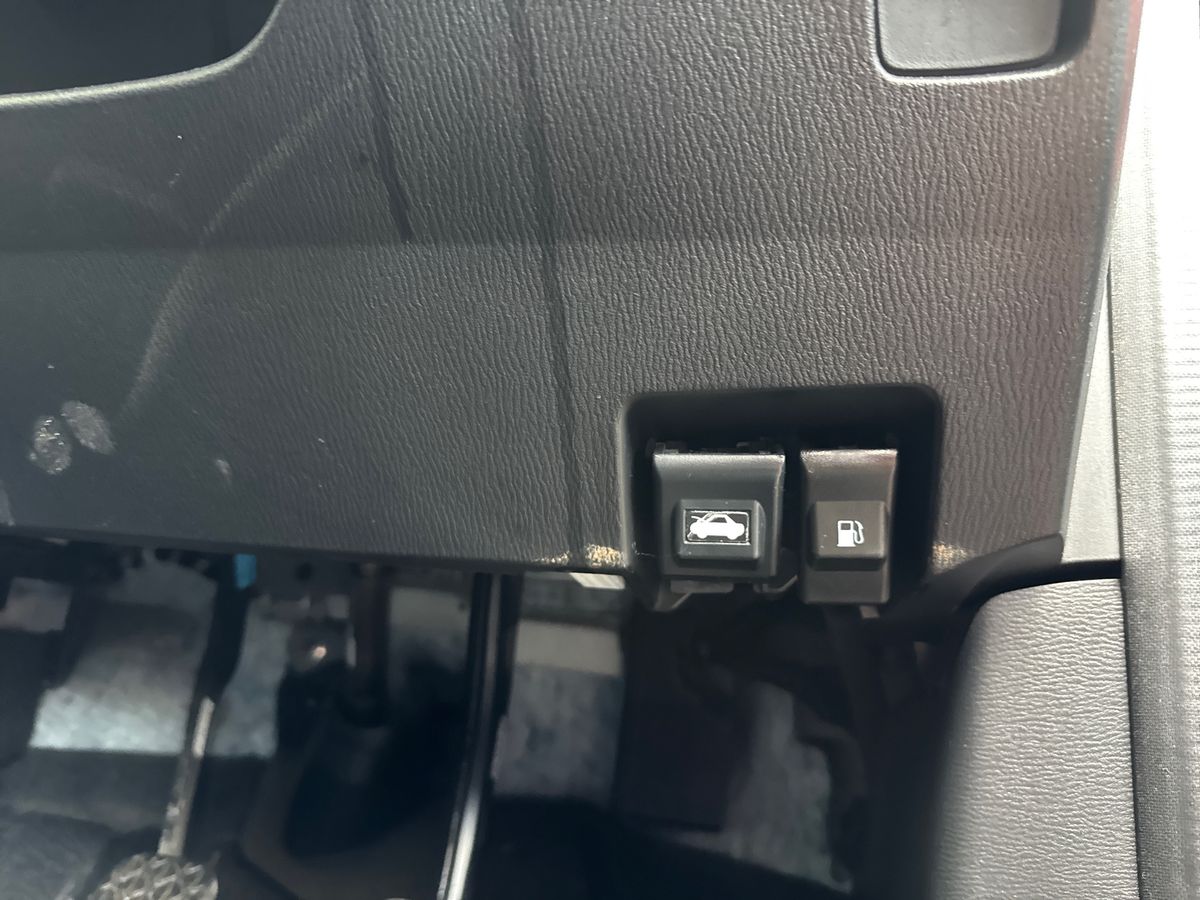 Used Mazda Mazda2 2015 for sale - 76704322: Photo 37