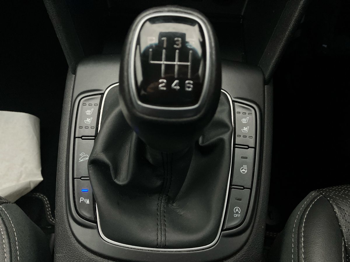 Used Hyundai KONA 2019 for sale - 76766230: Photo 29