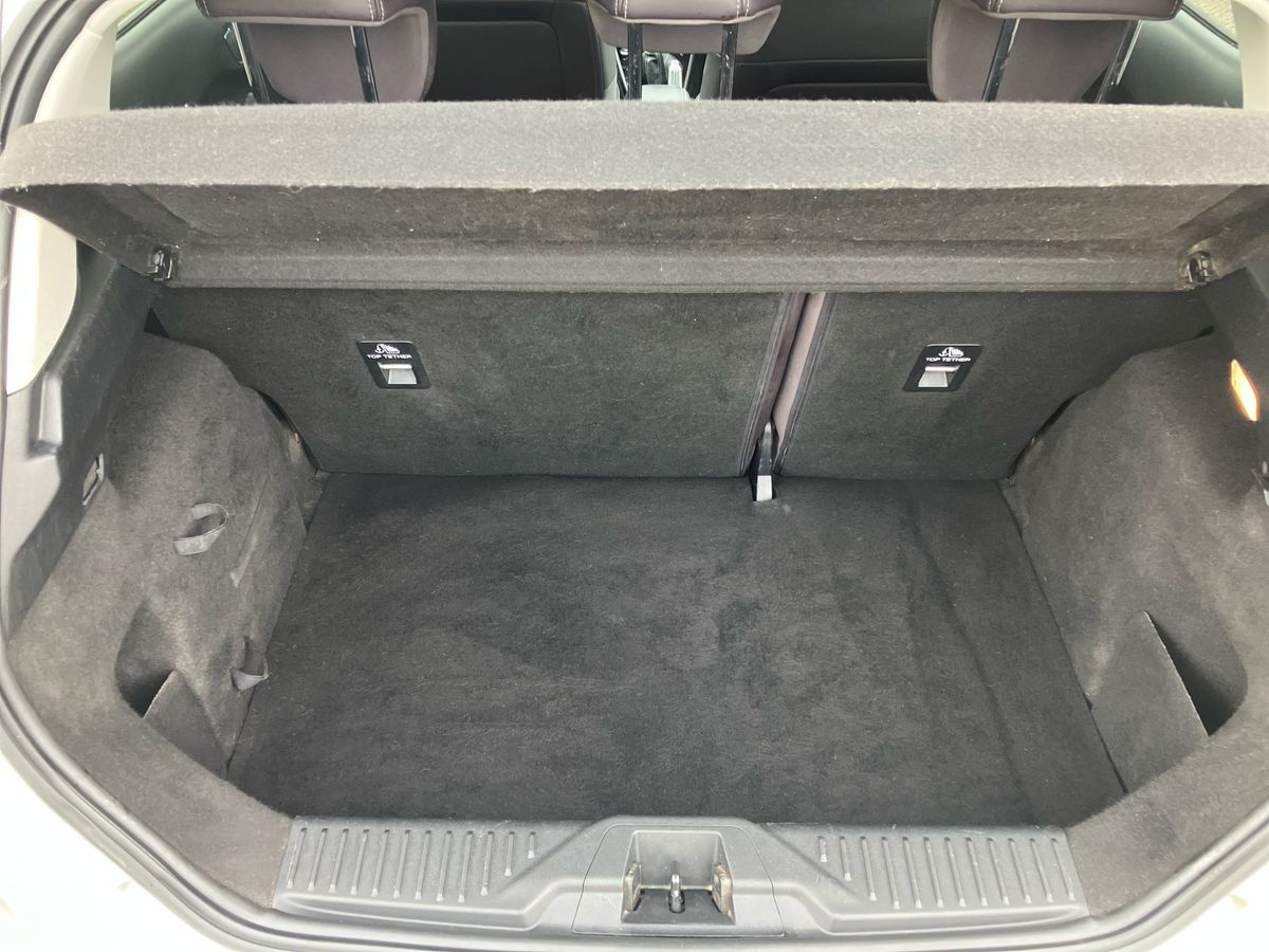 Used Ford Fiesta 2018 for sale - 77401401: Photo 25