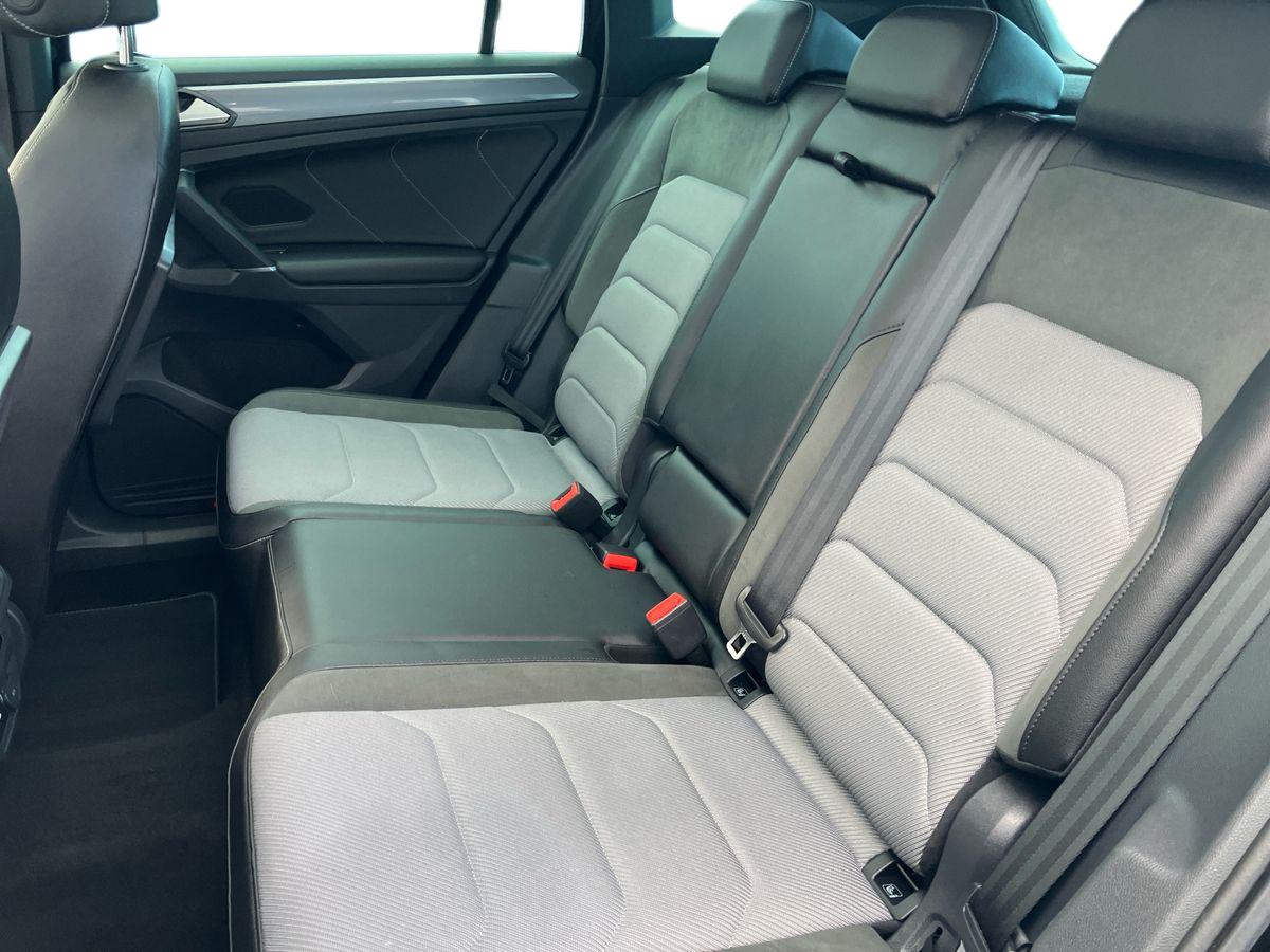 Used Volkswagen Tiguan 2018 for sale - 76609637: Photo 24
