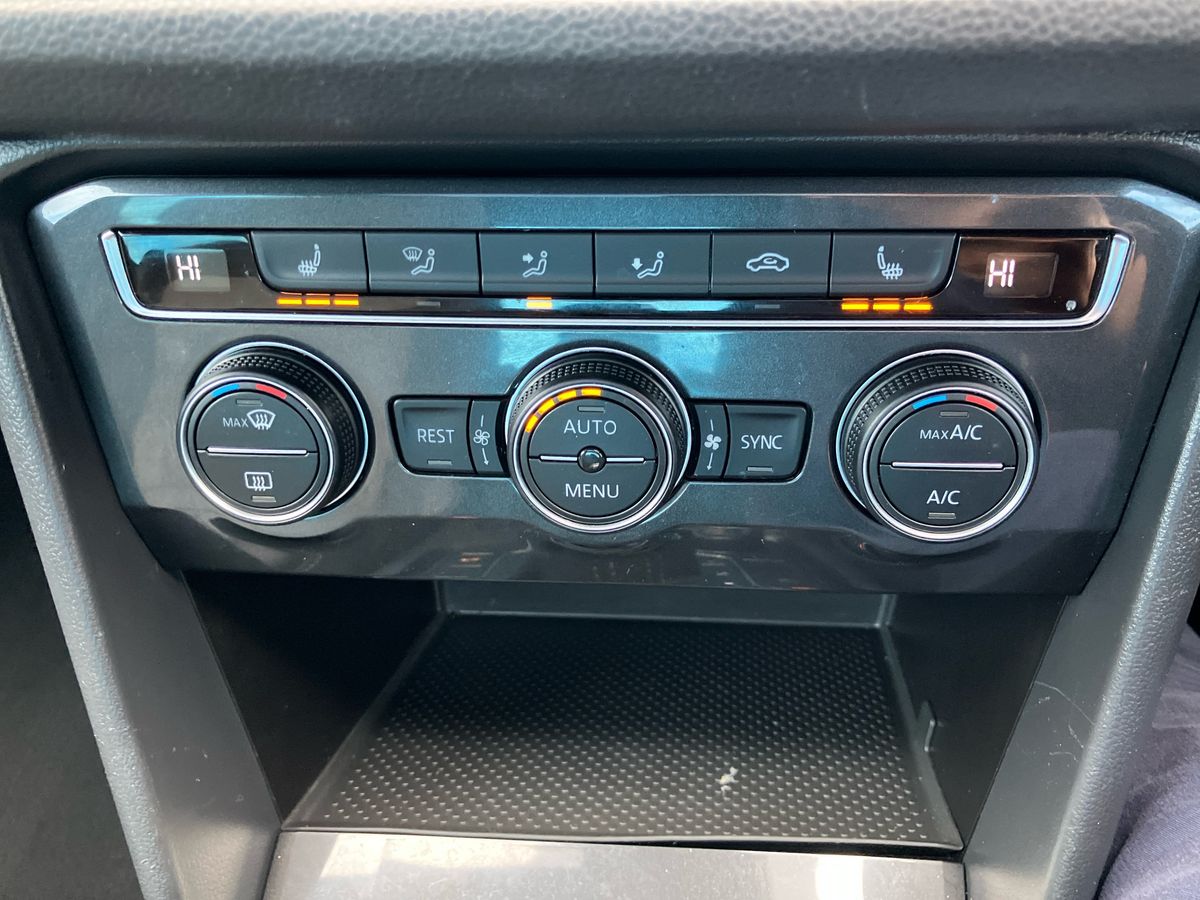 Used Volkswagen Tiguan 2018 for sale - 76609637: Photo 29