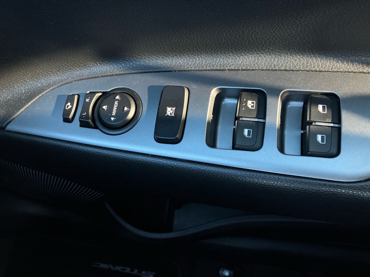 Used Kia Stonic 2022 for sale - 77988364: Photo 38