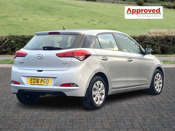 Used Hyundai i20 2016 for sale - 77988340: Photo